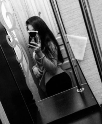 Мои услуги охватывают все, от умелого массажа до страстных экспериментов в постели. 🌟
✨Наши встречи будут незабываемыми, я создам атмосферу, в которой ты сможешь полностью расслабиться и насладиться каждым мгновением. 🔥
💋 Я обладаю красивой фигурой и темпераментом, который заставит твое сердце биться быстрее. Фотографии, которые я прикрепила, подтвердят мою привлекательность. 💯
💫 Возможностей у меня много - от классического секса до ролевых игр и фетишей. Ты можешь рассказать мне свои самые сокровенные желания, и я помогу тебе осуществить их. 💦
🔒 Конфиденциальность и безопасность - моя основная забота. Я гарантирую анонимность нашей встречи и предлагаю полный комплект мер, чтобы ты чувствовал себя комфортно.
📞 Живу в Москве, поэтому наше свидание может произойти где угодно в Москве📍. Если ты жаждешь приятной компании и незабываемых моментов, то не медли, позвони мне прямо сейчас. 🌈 Альбина